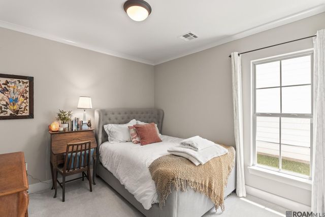 529 Flycatcher Dr, Baton Rouge, LA 70810