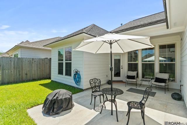 529 Flycatcher Dr, Baton Rouge, LA 70810