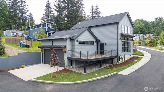 1110 Divine Lane, Bellingham, WA 98229