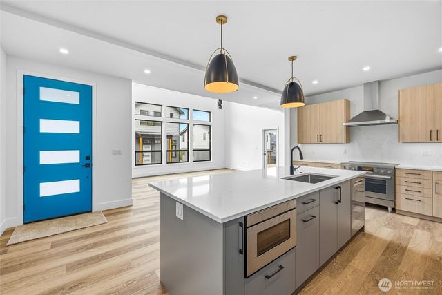 1110 Divine Lane, Bellingham, WA 98229