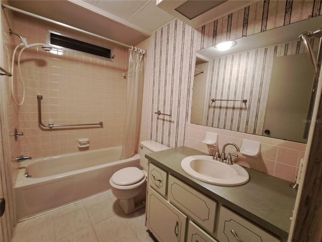 36 MAPLE LEAF COURT, Palm Harbor, FL 34684