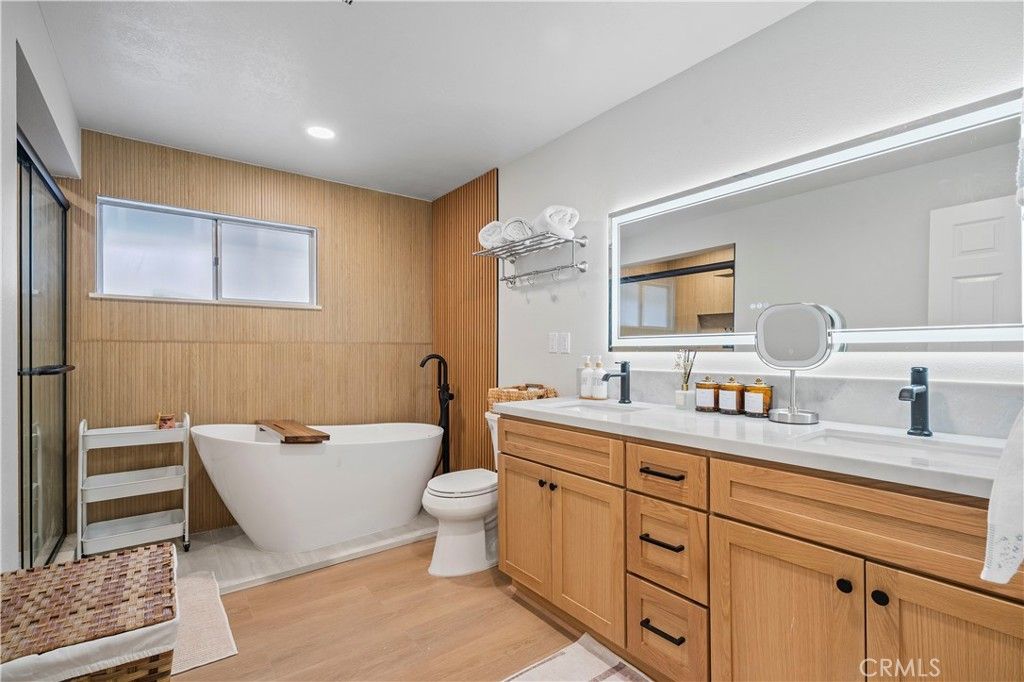 Image 35 of property listing at 41735 Comstock, Big Bear Lake, CA 92315