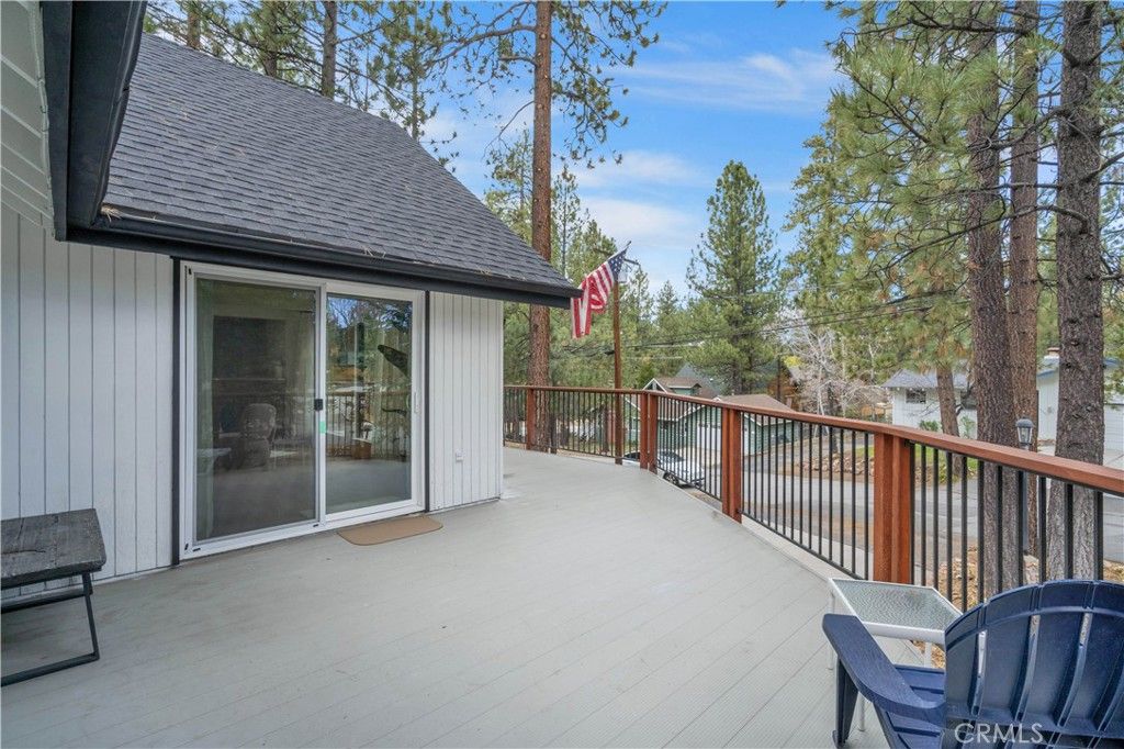 Image 44 of property listing at 41735 Comstock, Big Bear Lake, CA 92315