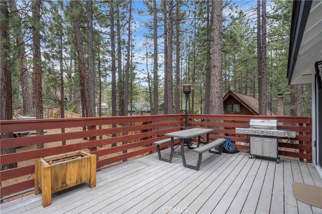Image 53 of property listing at 41735 Comstock, Big Bear Lake, CA 92315