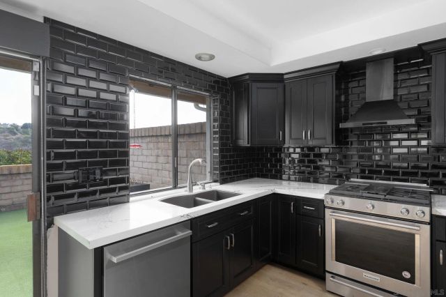 1879 Caminito Ascua, Lajolla, CA 92037