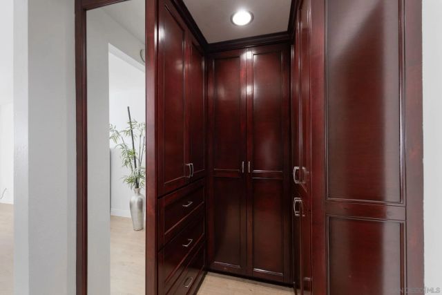 1879 Caminito Ascua, Lajolla, CA 92037