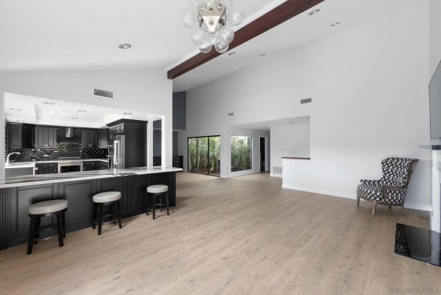 1879 Caminito Ascua, Lajolla, CA 92037