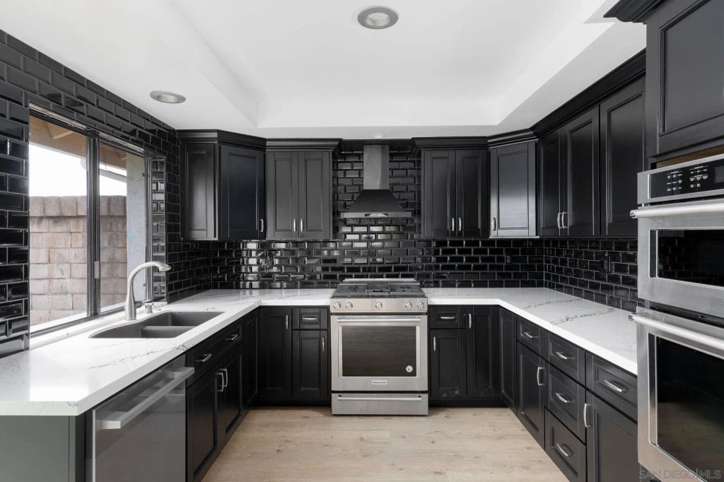 1879 Caminito Ascua, Lajolla, CA 92037