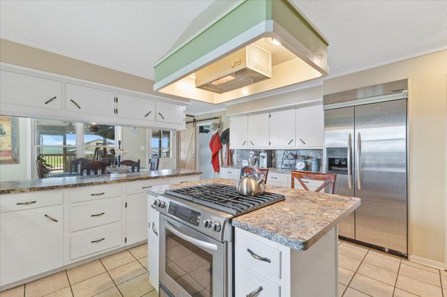 529 An County Road 2304, Tennessee Colony, TX 75861