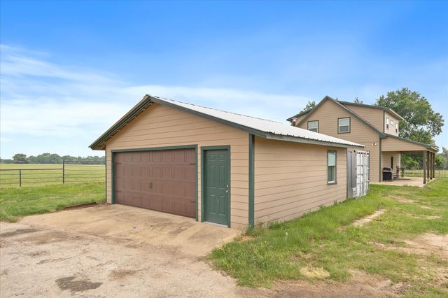 529 An County Road 2304, Tennessee Colony, TX 75861