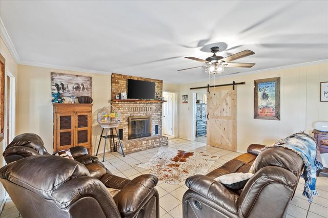 529 An County Road 2304, Tennessee Colony, TX 75861