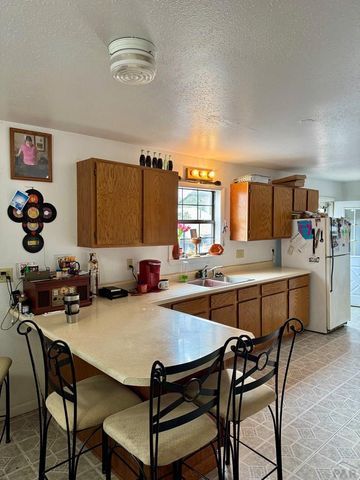 214-220 Ash Ave, La Junta, CO 81050