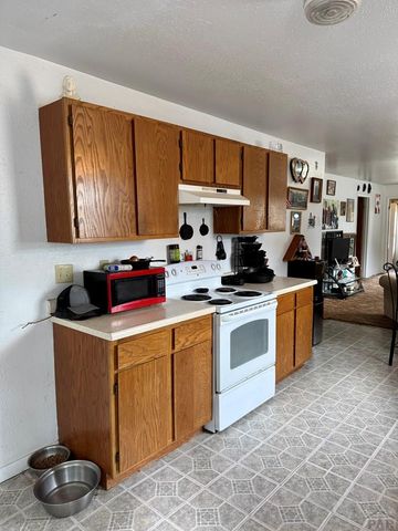 214-220 Ash Ave, La Junta, CO 81050