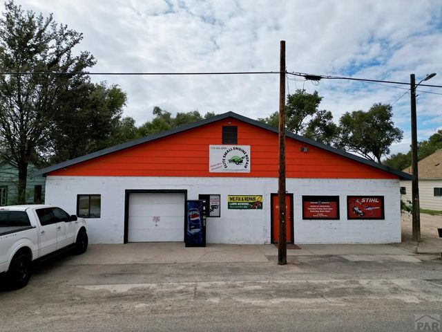 214-220 Ash Ave, La Junta, CO 81050