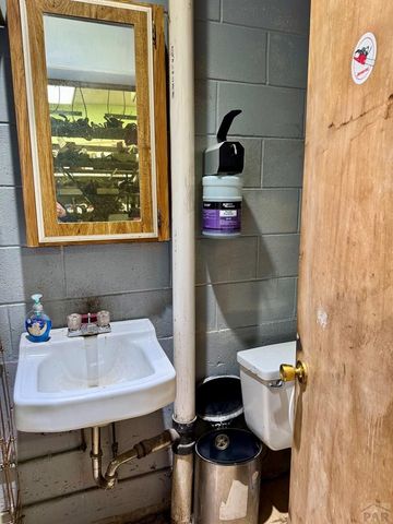 214-220 Ash Ave, La Junta, CO 81050