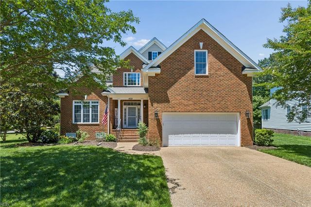 402 Pasture LN, Yorktown, VA 23693