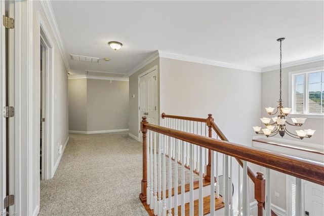 402 Pasture LN, Yorktown, VA 23693