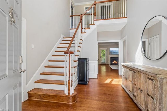 402 Pasture LN, Yorktown, VA 23693