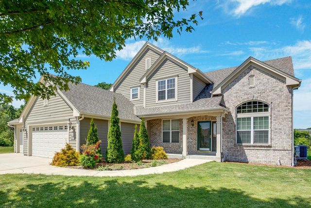 W244N5617 Quail Run COURT, Sussex, WI 53089