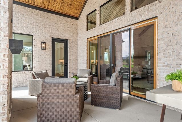 7265 Ruzek Court, Fairview, TN 37062