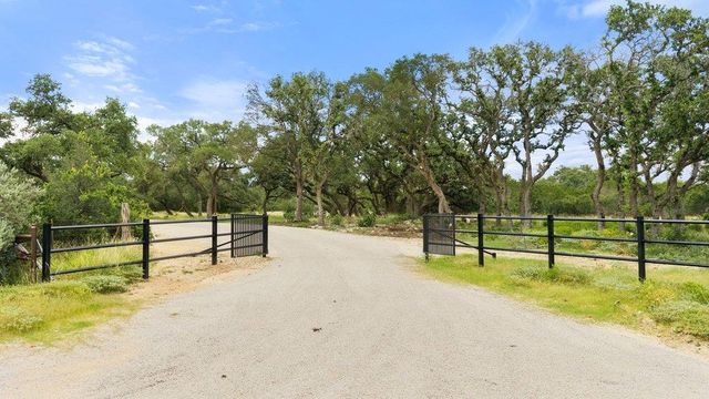 Tract 8 Cypress Cove RD, Spring Branch, TX 78070