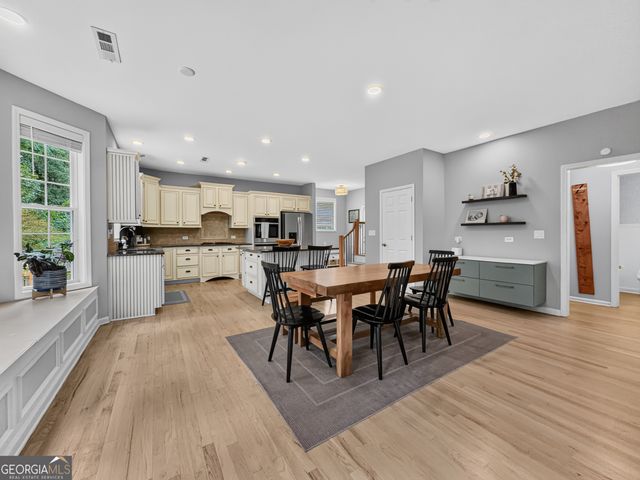 242 Independence Lane, Peachtree City, GA 30269