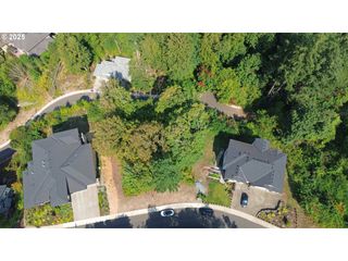 10421 Se QUAILRIDGE Dr, Happy Valley, OR 97086