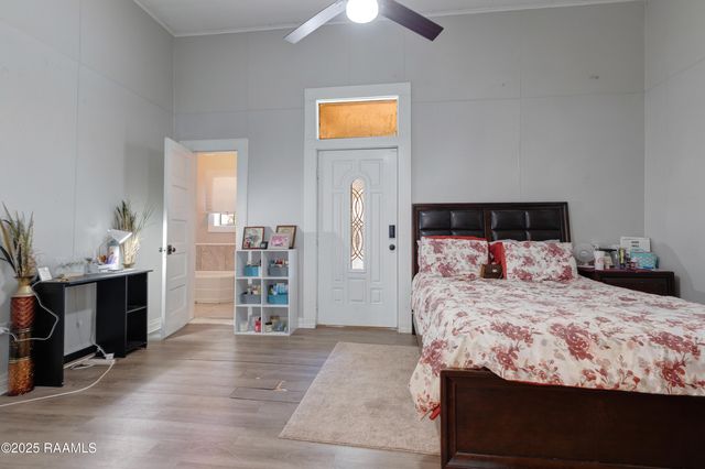 416 S Iberia Street, New Iberia, LA 70560