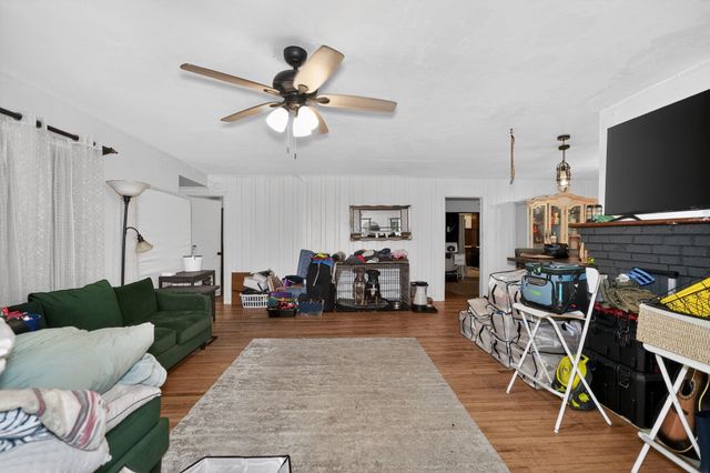 2226 Pontiac Drive, Tallahassee, FL 32301