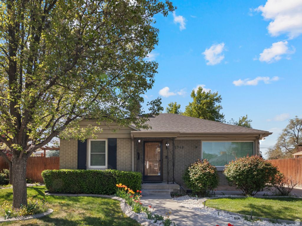 1948 E REDONDO AVE, Salt Lake City, UT 84108
