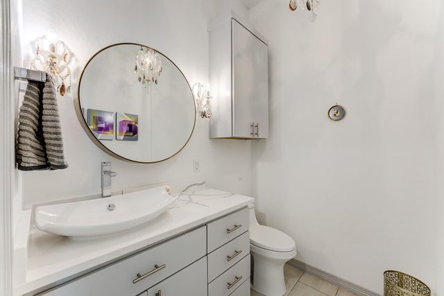 1002 Royal Lakes Manor Boulevard, Richmond, TX 77469