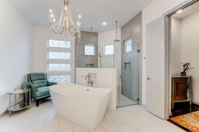 1002 Royal Lakes Manor Boulevard, Richmond, TX 77469