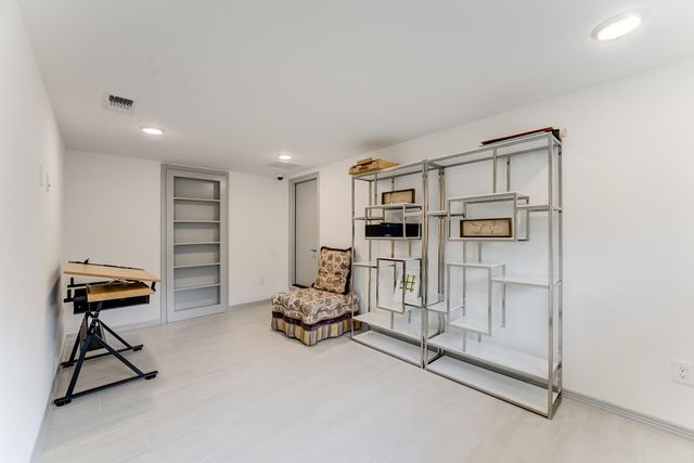 1002 Royal Lakes Manor Boulevard, Richmond, TX 77469