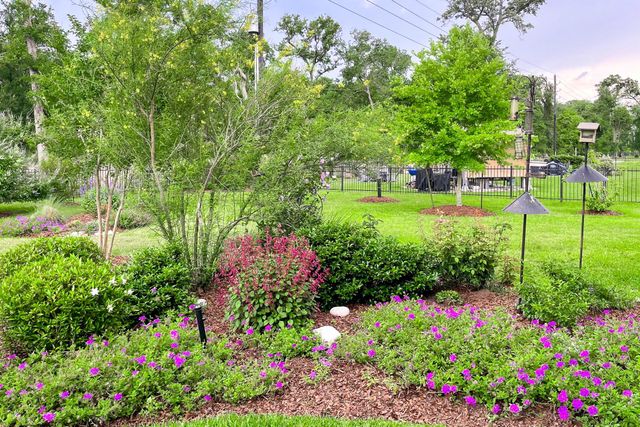 1002 Royal Lakes Manor Boulevard, Richmond, TX 77469