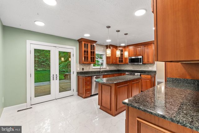 1901 BUCKTHORN LN, Reston, VA 20191