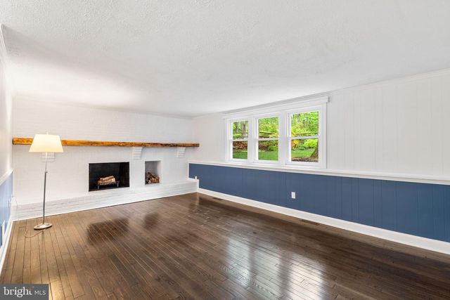 1901 BUCKTHORN LN, Reston, VA 20191