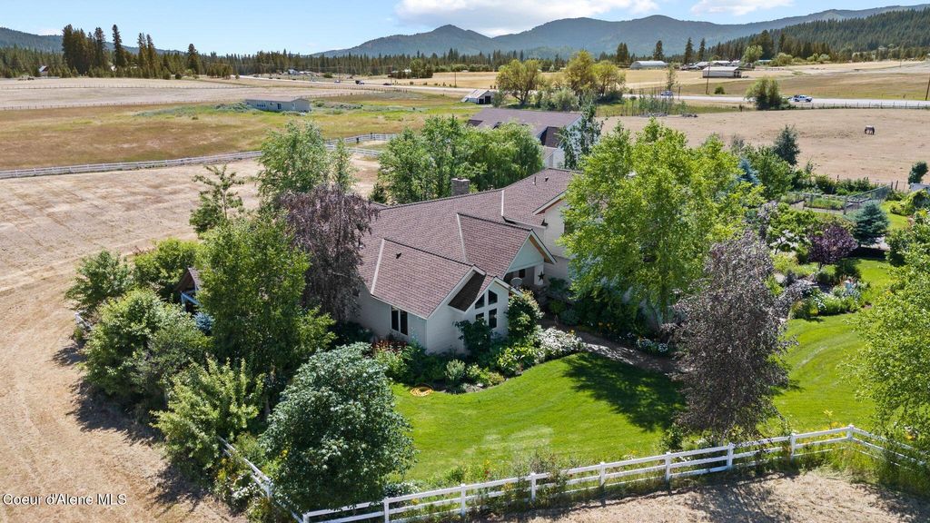 6232 W Quaking Aspen DR, Coeur d'Alene, ID 83814 photo 3