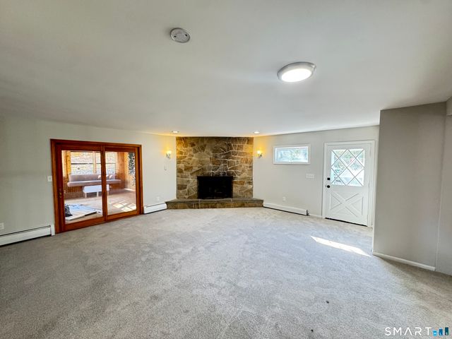 137 Middletown Avenue, North Haven, CT 06473