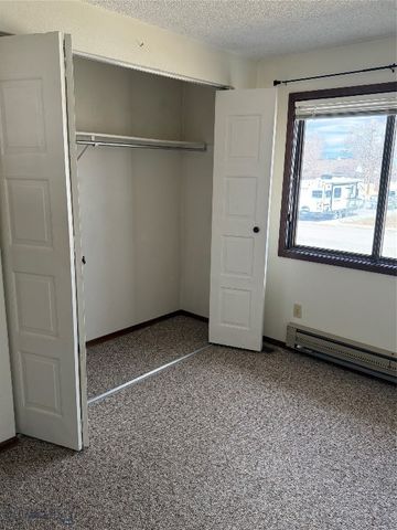 1206 E Glendale Street, Dillon, MT 29725