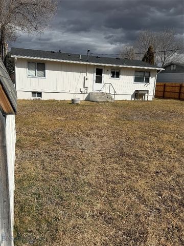 1206 E Glendale Street, Dillon, MT 29725