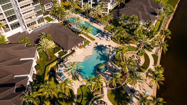 2 Water Club Way 1604, North Palm Beach, FL 33408