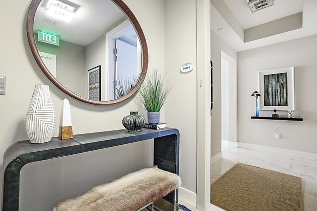 2 Water Club Way 1604, North Palm Beach, FL 33408