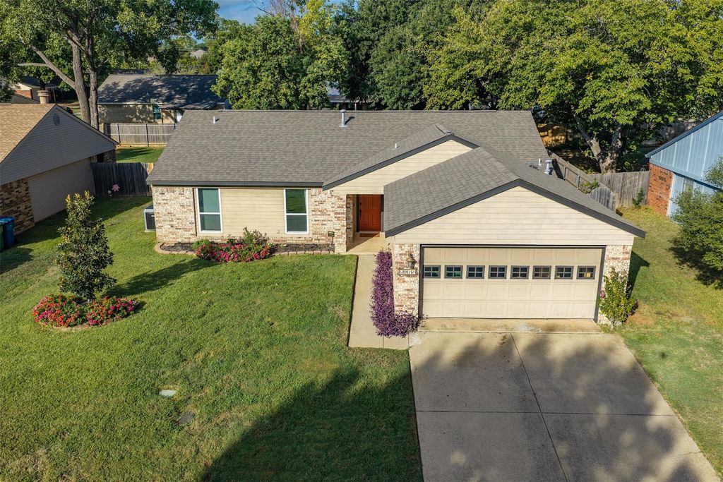 3911 White Oak Court, Flower Mound, TX 75028 — photo 5
