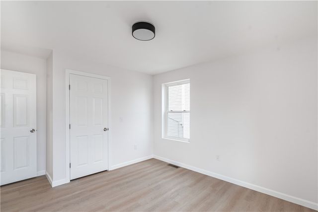 39 Douglas Avenue, Providence, RI 02908