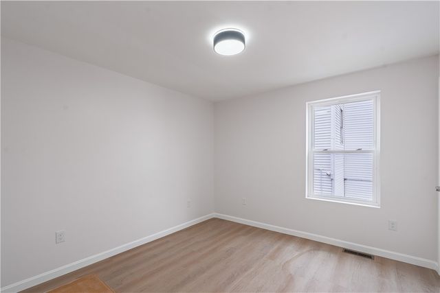 39 Douglas Avenue, Providence, RI 02908