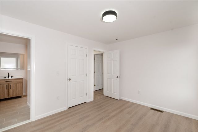 39 Douglas Avenue, Providence, RI 02908