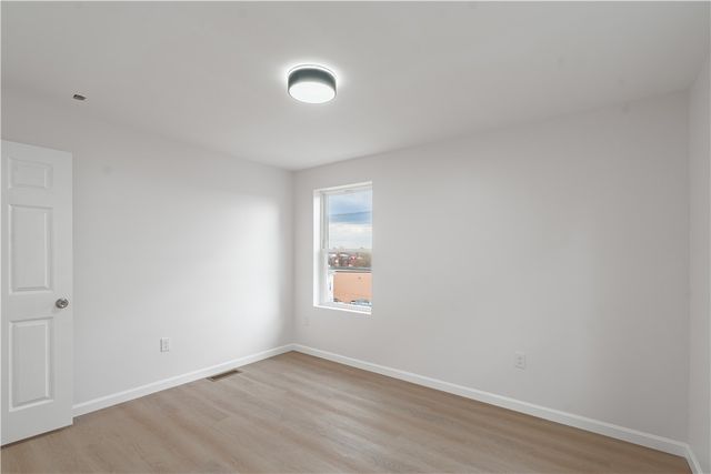 39 Douglas Avenue, Providence, RI 02908