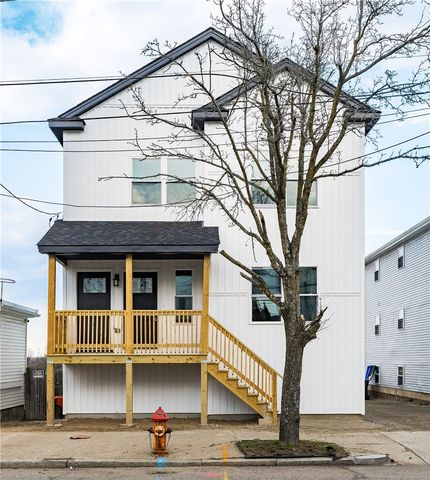 39 Douglas Avenue, Providence, RI 02908