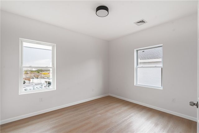 39 Douglas Avenue, Providence, RI 02908