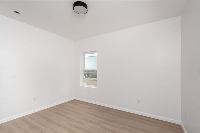 39 Douglas Avenue, Providence, RI 02908